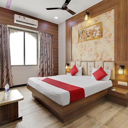 Hotel O Royal Guest House Ludhiana Bagian luar foto